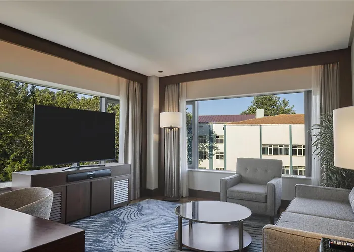 Otel Conrad Bosphorus 5*