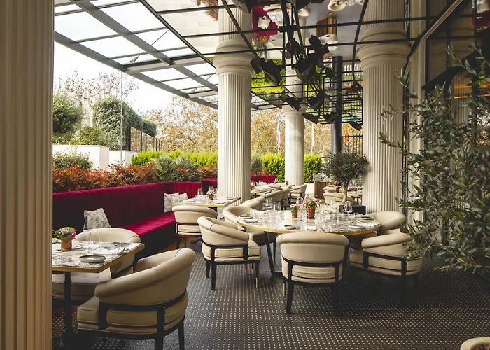 Otel Conrad Bosphorus 5*