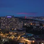 Conrad Bosphorus מלון 5*