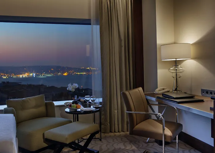 كونراد إسطنبول البوسفور 5*