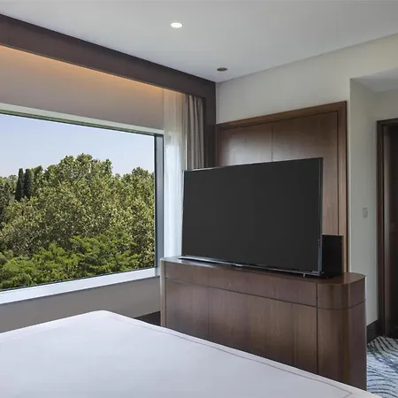 Conrad Bosphorus Ξενοδοχείο 5*